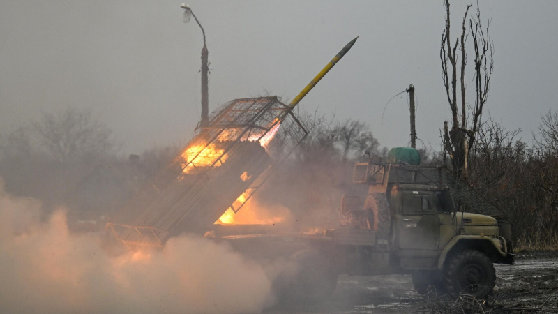 Спецоперация, 25 февраля: ВС России ударили по военным аэродромам Украины