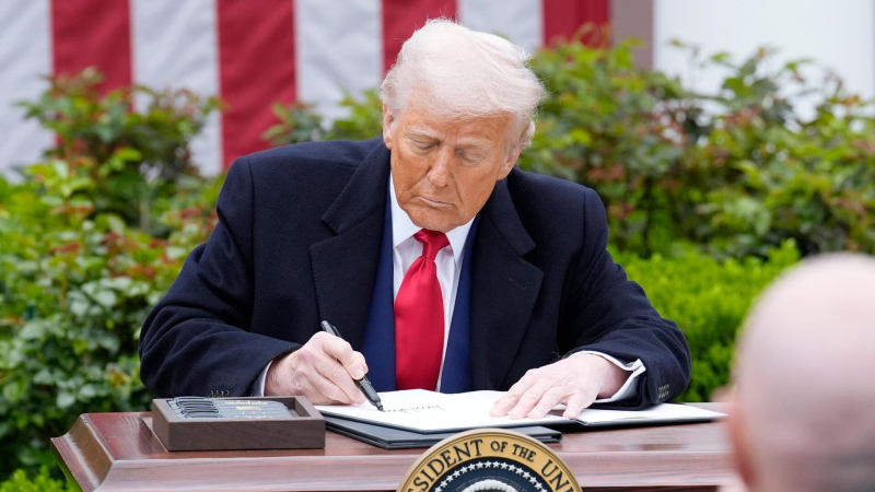 Трамп подпишет указ о продлении отсрочки введения пошлин